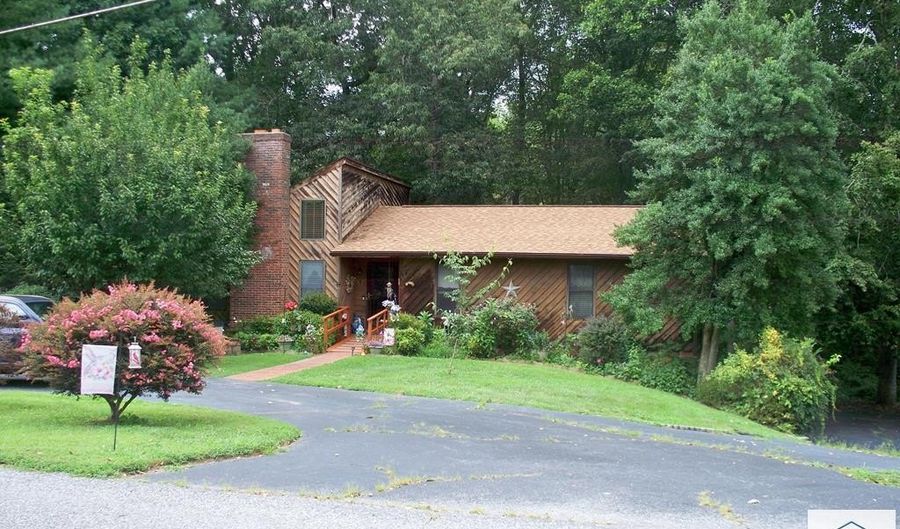 130 Northview Cir, Bassett, VA 24055 - 3 Beds, 2 Bath
