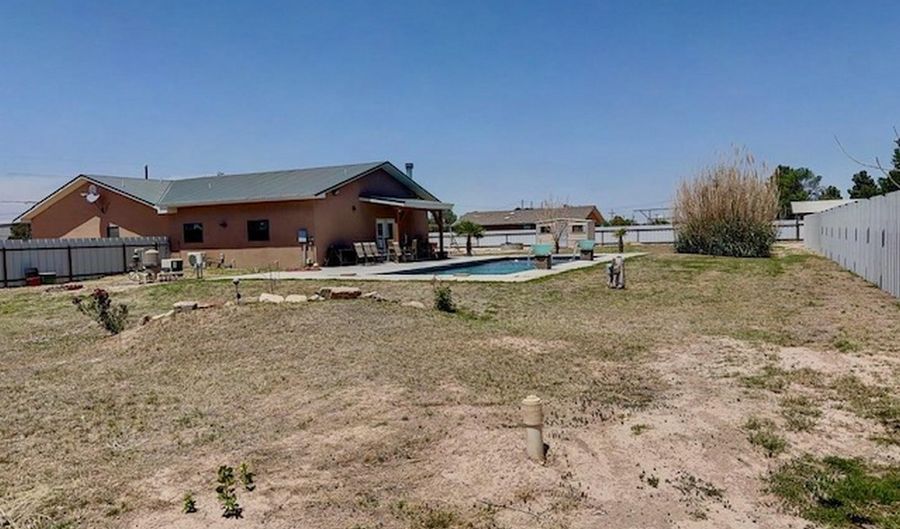 R292 N Thirteenth Street, Artesia, NM 88210 - 3 Beds, 3 Bath