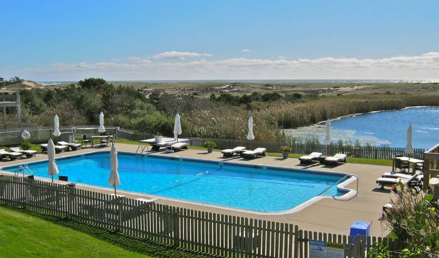 379 Bluff Rd 123, Amagansett, NY 11930 - 1 Beds, 1 Bath