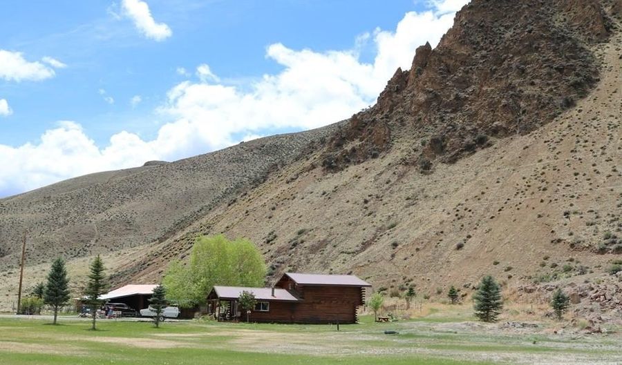 24230 Hwy 75, Challis, ID 83226 - 3 Beds, 2 Bath