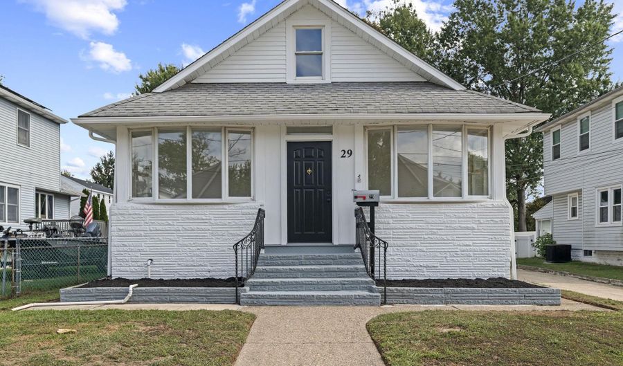 29 PAYSON Ave, Audubon, NJ 08106 - 3 Beds, 1 Bath