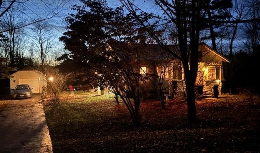 2508 Forest Dale Rd, Brandon, VT 05733 - 2 Beds, 1 Bath