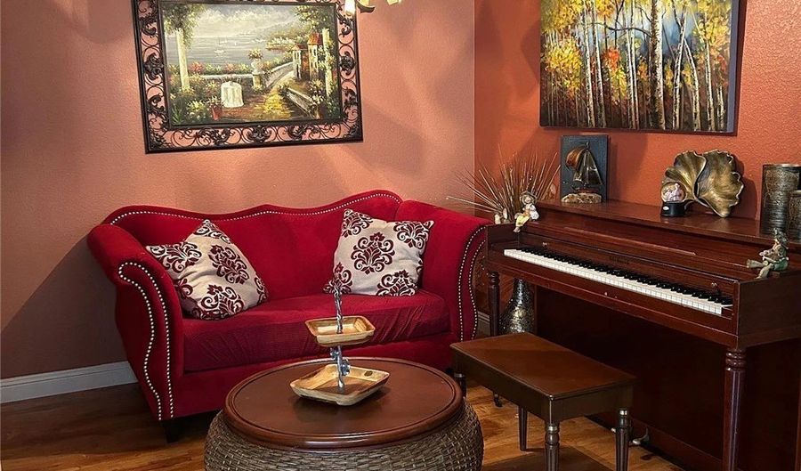 1020 S San Marino Way, Anaheim, CA 92808 - 3 Beds, 2 Bath