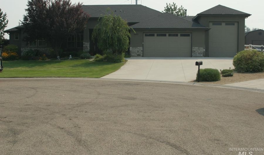 14921 Dagger Falls Way, Caldwell, ID 83607 - 4 Beds, 3 Bath