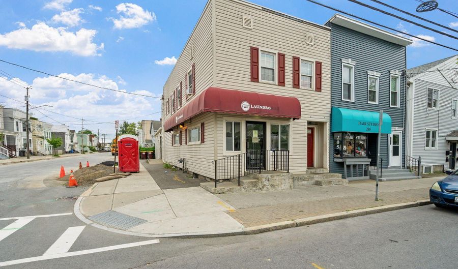 207 N Allen St, Albany, NY 12206 - 0 Beds, 0 Bath