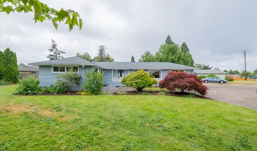 3630 CIRCLE Dr, Albany, OR 97322 - 3 Beds, 2 Bath
