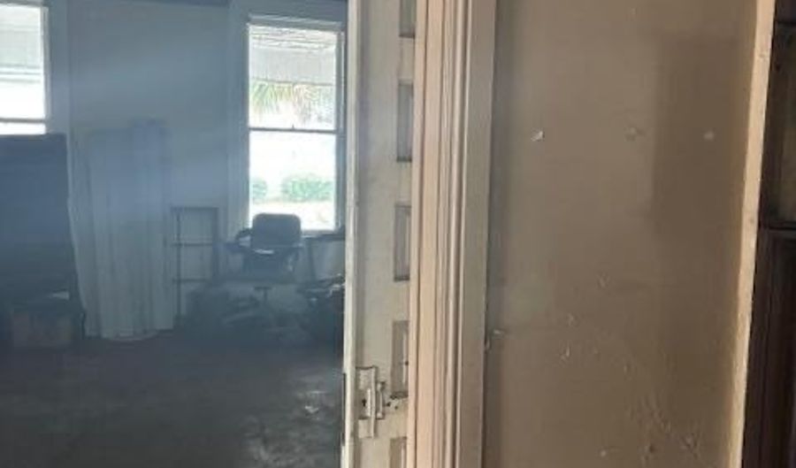 507 N Jackson St, Albany, GA 31701 - 5 Beds, 2 Bath