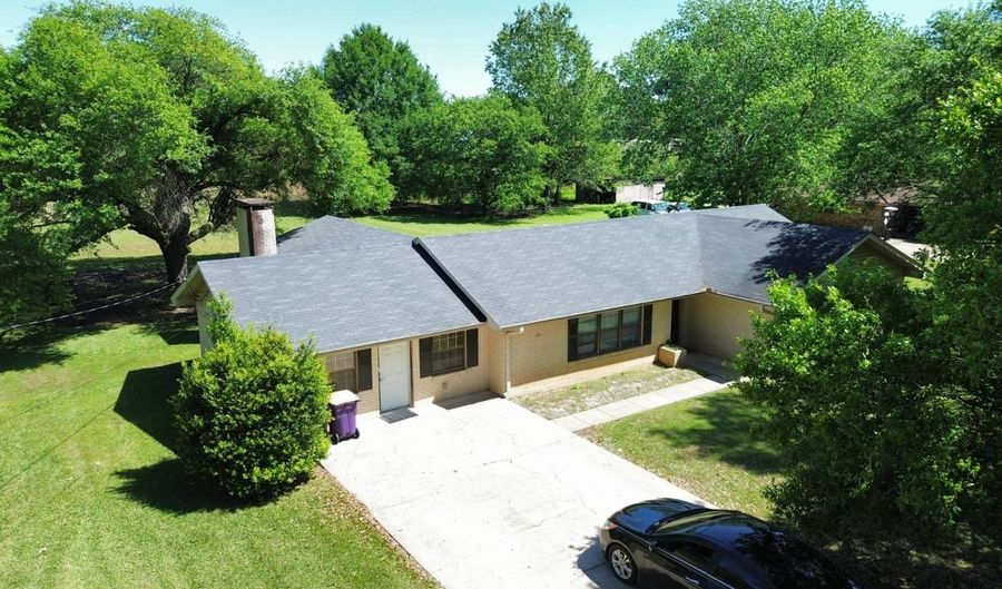 260 Frankies Ln, Ashdown, AR 71822 - 3 Beds, 2 Bath