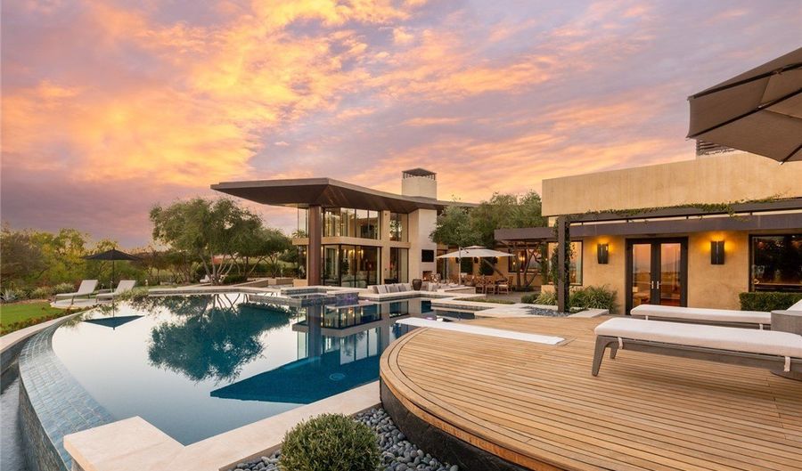 5 Promontory Ridge Dr, Las Vegas, NV 89135 - 6 Beds, 9 Bath