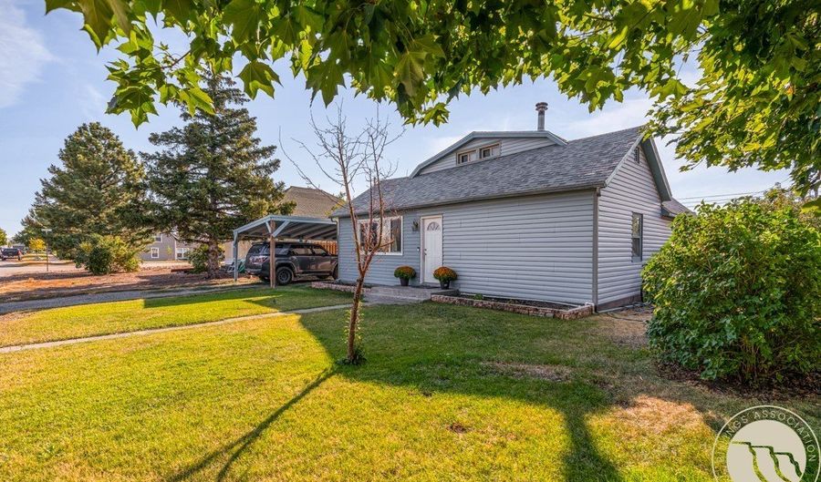 407 W 2nd Ave, Big Timber, MT 59011 - 3 Beds, 1 Bath
