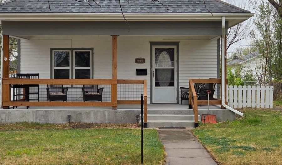 533 Main Ave, Akron, CO 80720 - 3 Beds, 2 Bath