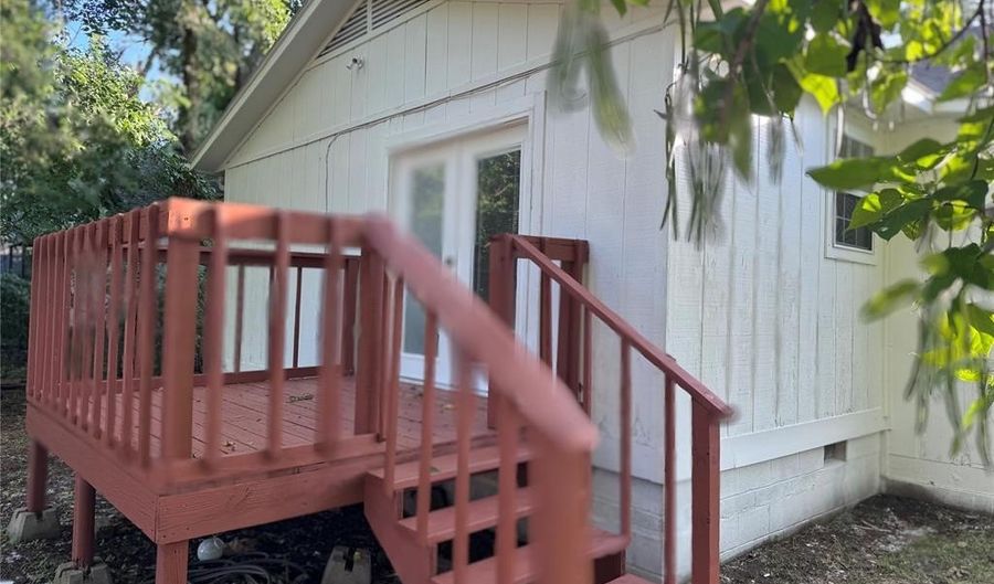 1460 S Maple Ave, Bartlesville, OK 74003 - 3 Beds, 1 Bath