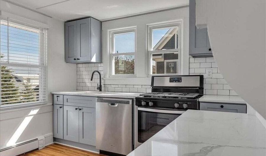 1708 A St Floor 2, Belmar, NJ 07719 - 3 Beds, 1 Bath