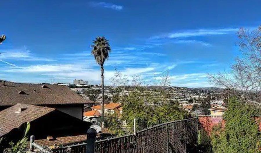 1811 Navajo Pl, Escondido, CA 92029 - 4 Beds, 3 Bath