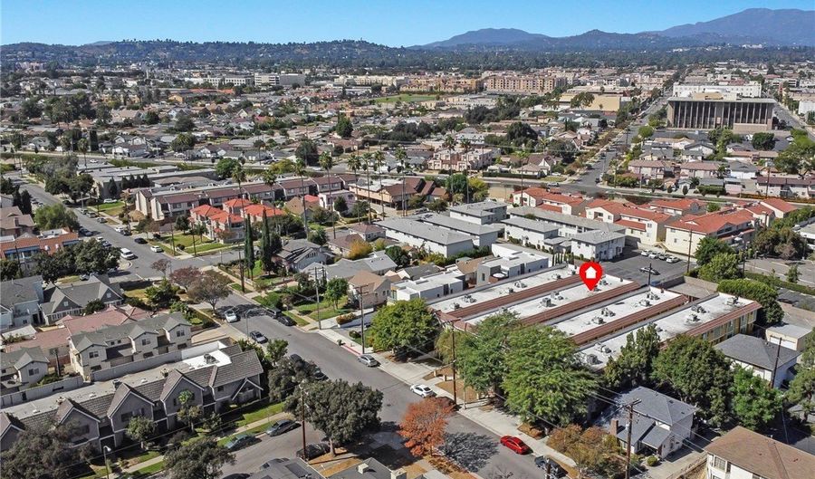 25 Palmetto Dr E, Alhambra, CA 91801 - 3 Beds, 3 Bath