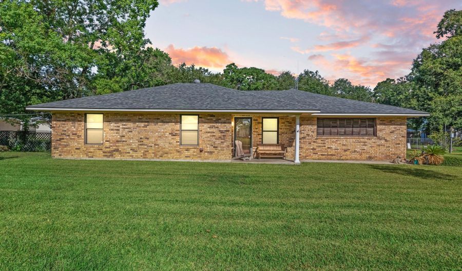 1912 Mimosa St, Abbeville, LA 70510 - 3 Beds, 2 Bath