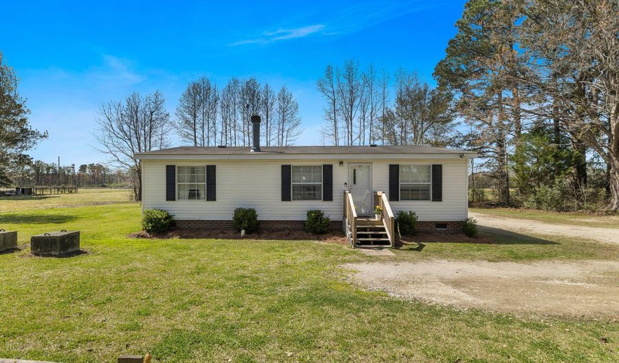 5525 Cox Rd NW, Ash, NC 28420 - 3 Beds, 2 Bath