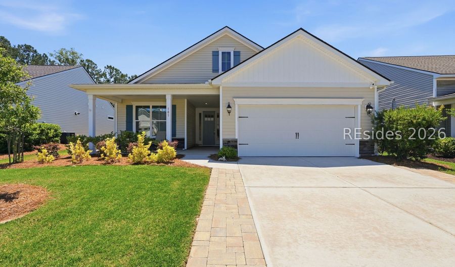 101 Carolina Oaks Ave, Bluffton, SC 29909 - 3 Beds, 3 Bath