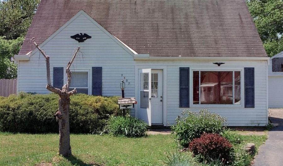 2392 Park Ct, Columbus, OH 43224 - 3 Beds, 1 Bath