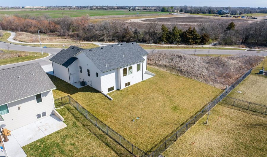 1135 W Hazel Ln, Goddard, KS 67052 - 3 Beds, 2 Bath