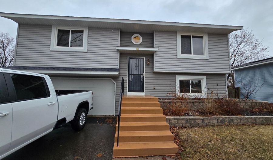1301 Roosevelt St, Anoka, MN 55303 - 3 Beds, 2 Bath