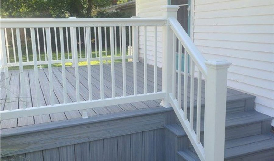 2220 Western Ave, Alliance, OH 44601 - 3 Beds, 2 Bath