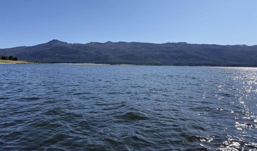 93 E Prospectors, Cascade, ID 83611 - 0 Beds, 0 Bath