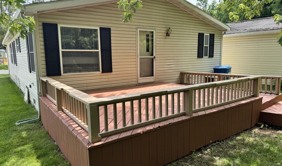 829 Savannah River Dr, Adrian, MI 49221 - 3 Beds, 2 Bath