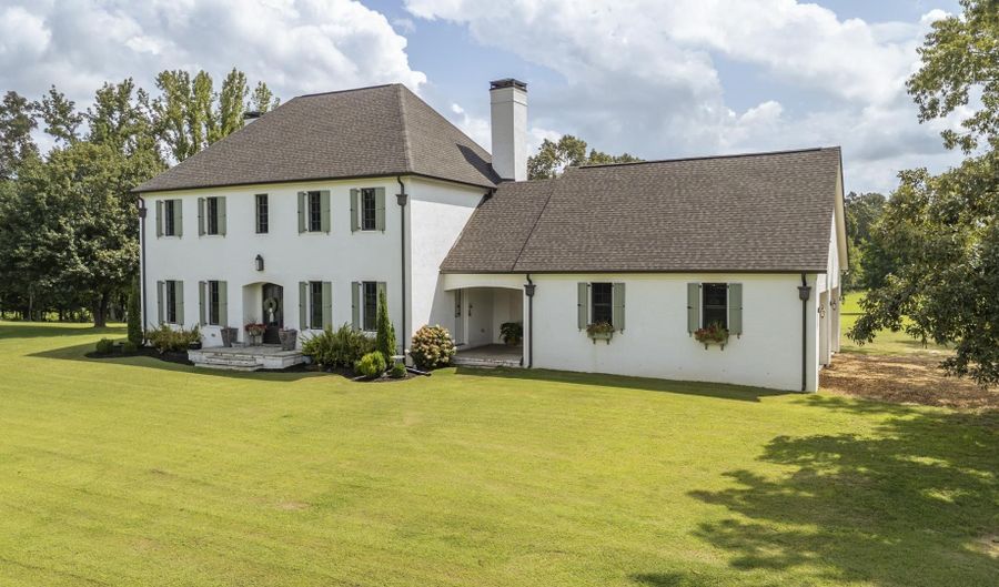 265 JOHN C BRECKENRIDGE Cv, Adamsville, TN 38310 - 3 Beds, 3 Bath