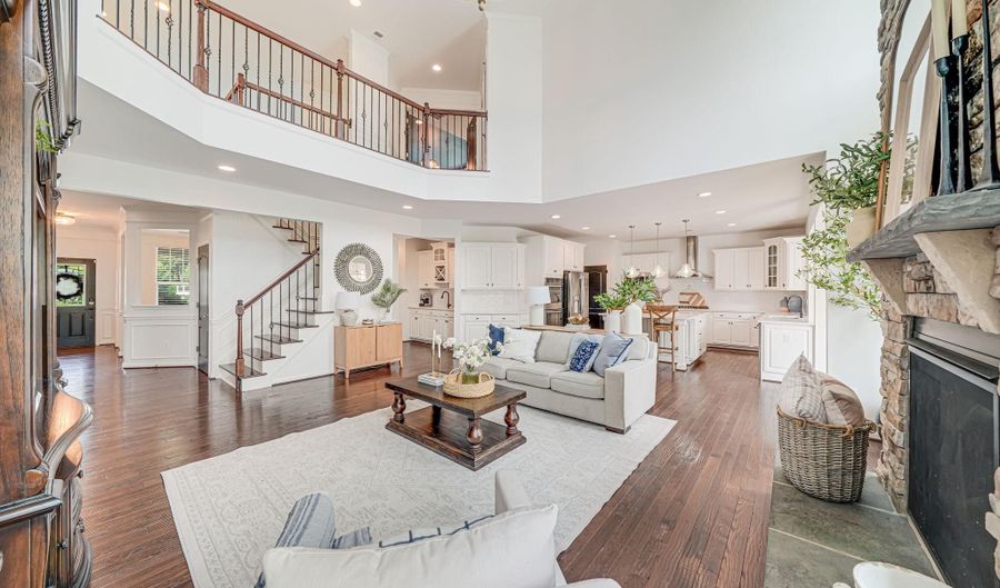 40976 MAPLEHURST Dr, Aldie, VA 20105 - 7 Beds, 5 Bath