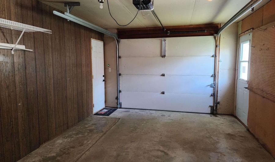 400 Cass St, Adair, IA 50002 - 3 Beds, 2 Bath