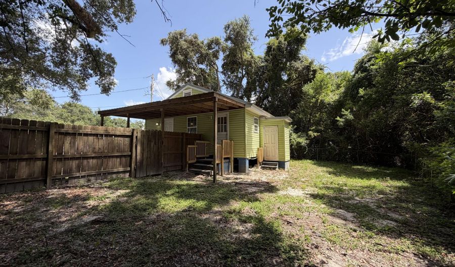 340 Stone Cir, Biloxi, MS 39531 - 2 Beds, 1 Bath