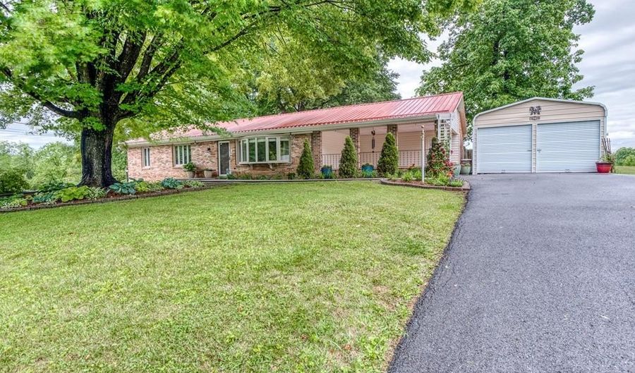 16239 Mary St, Abingdon, VA 24210 - 3 Beds, 2 Bath