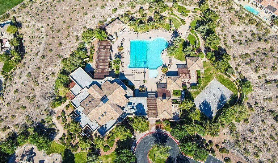 71 Fountainhead Cir, Henderson, NV 89052 - 2 Beds, 2 Bath
