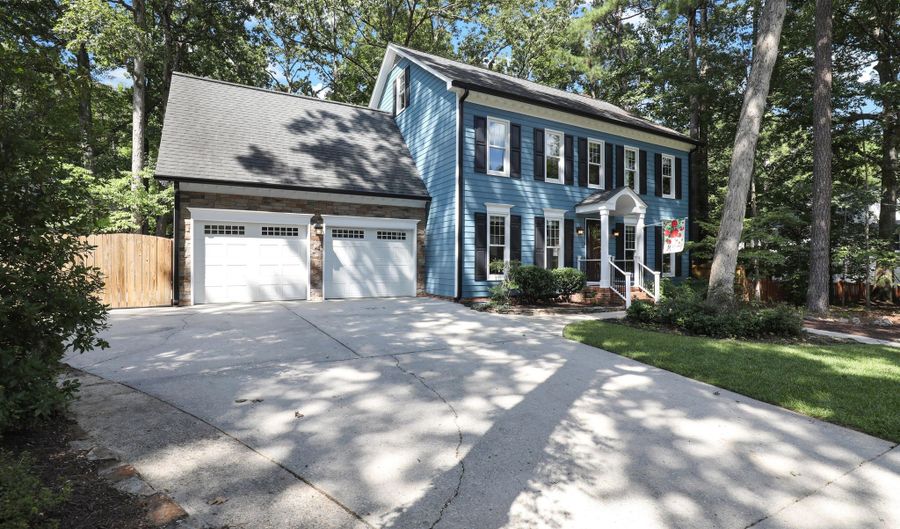 1012 New Dover Rd, Apex, NC 27502 - 5 Beds, 3 Bath