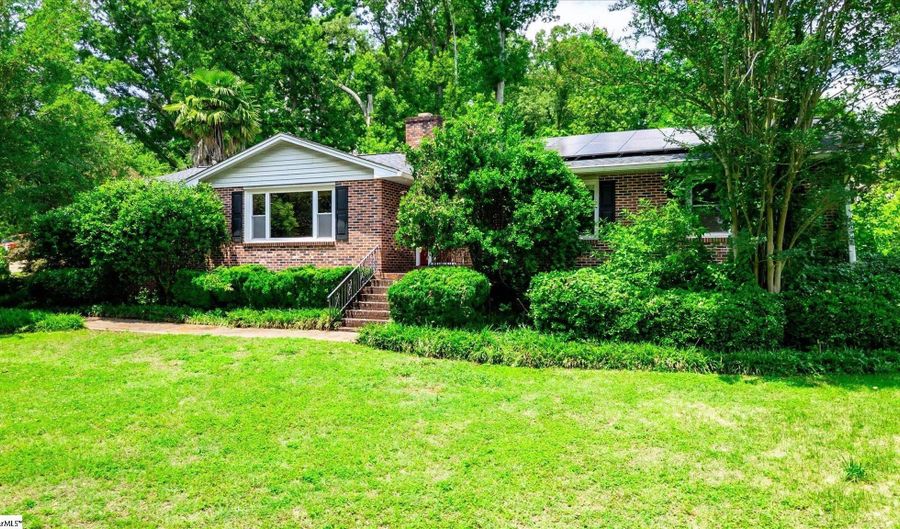 101 Nottingham Way, Anderson, SC 29621 - 3 Beds, 2 Bath