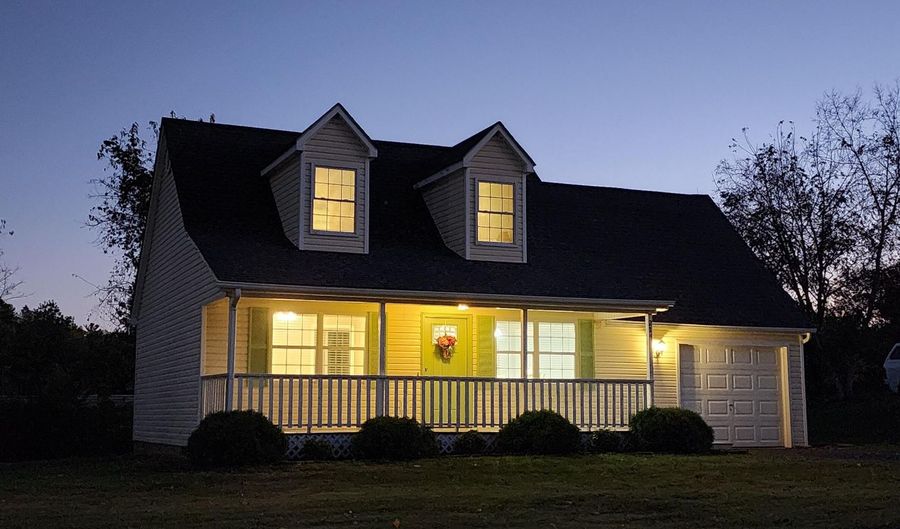 214 Hallock Dr, Abingdon, VA 24210 - 3 Beds, 2 Bath