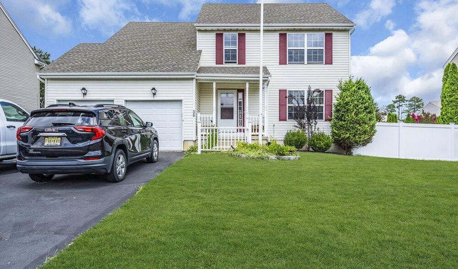 36 Tina Way, Barnegat, NJ 08005 - 3 Beds, 3 Bath