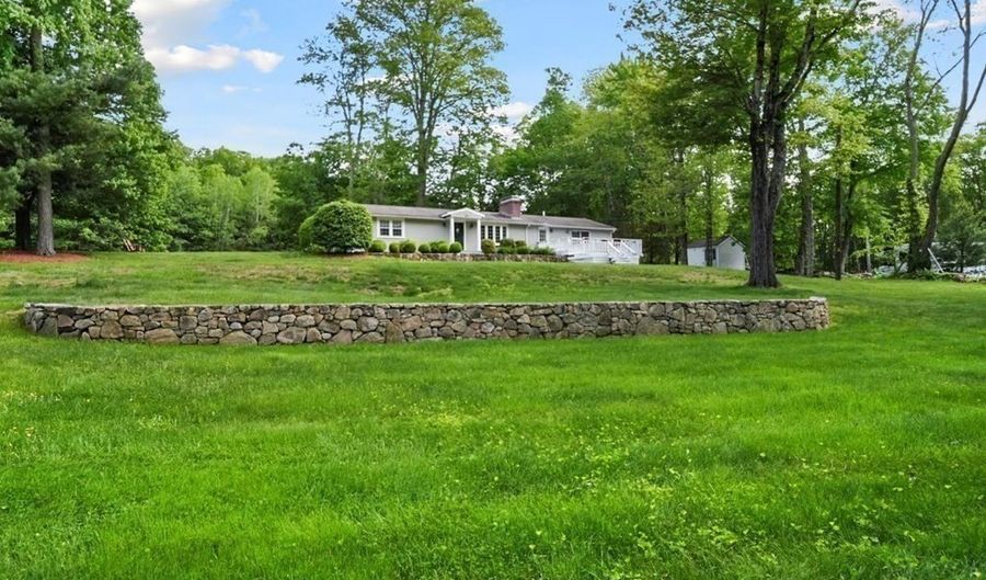 216 Oregon Rd, Ashland, MA 01721 - 3 Beds, 2 Bath