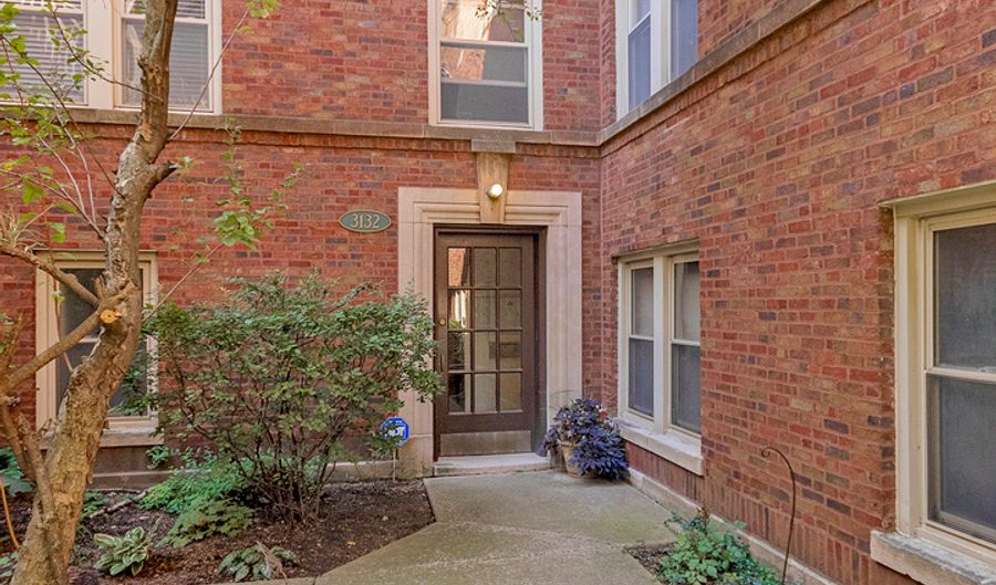 3132 N Clifton Ave 1N, Chicago, IL 60657 - 2 Beds, 1 Bath