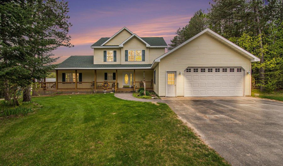 10516 Munger Rd, Afton, MI 49705 - 3 Beds, 4 Bath