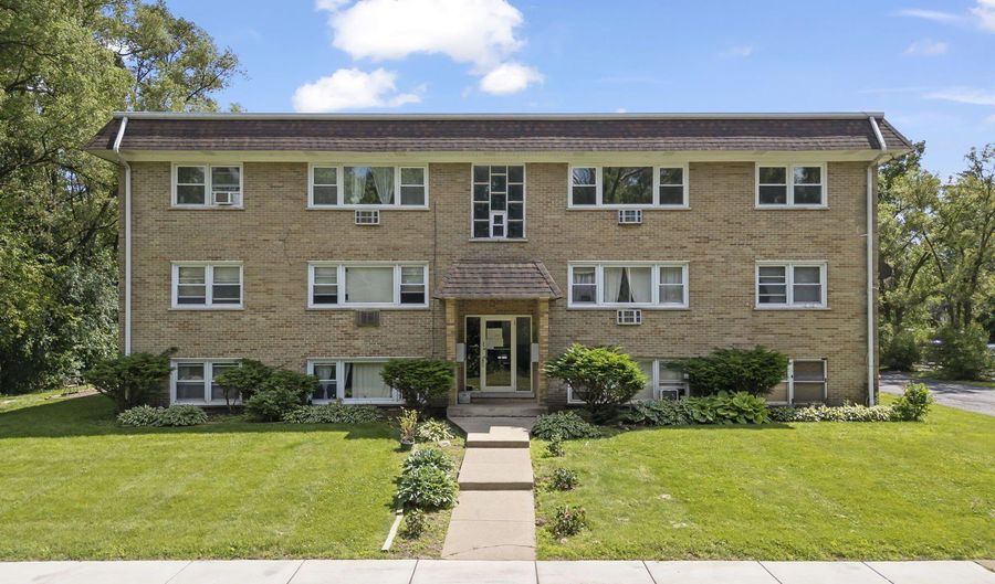 255 E OAK St 12, Addison, IL 60101 - 2 Beds, 1 Bath