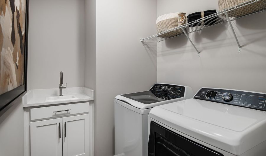 21865 Express Ter, Ashburn, VA 20147 - 3 Beds, 3 Bath