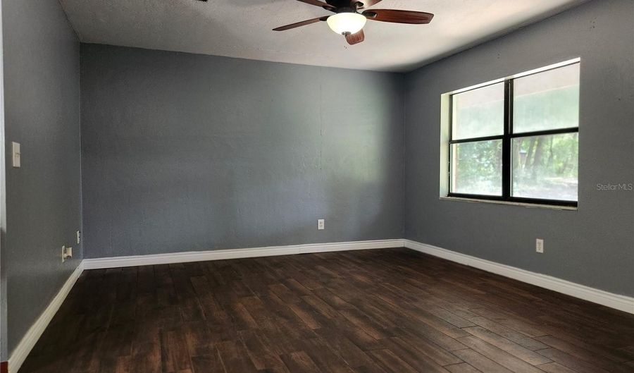 11520 SW 143RD St, Archer, FL 32618 - 3 Beds, 2 Bath