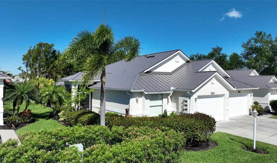 550 ISLAMORADA Blvd, Punta Gorda, FL 33955 - 2 Beds, 2 Bath