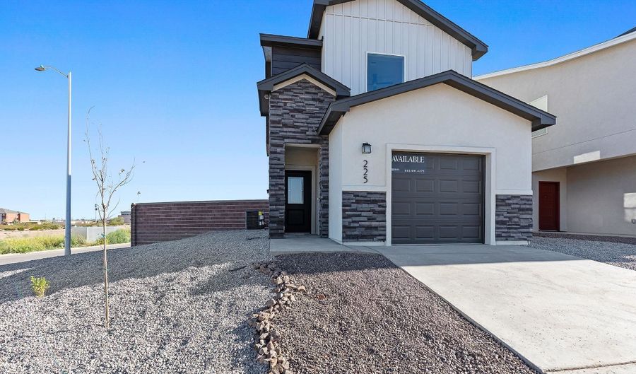 225 Kyle Rd, Alamogordo, NM 88310 - 3 Beds, 3 Bath