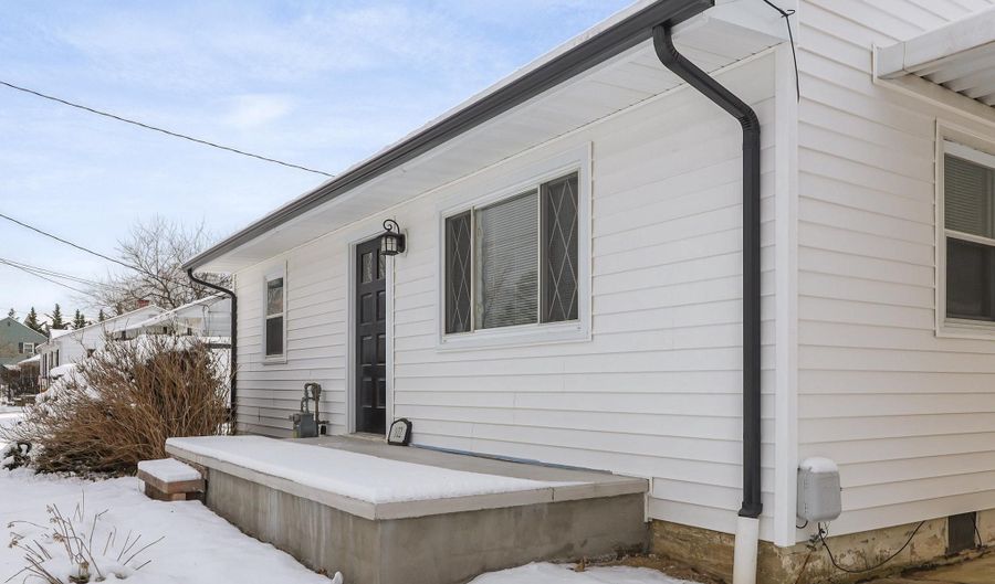 102 S ATWOOD Rd, Bel Air, MD 21014 - 2 Beds, 1 Bath