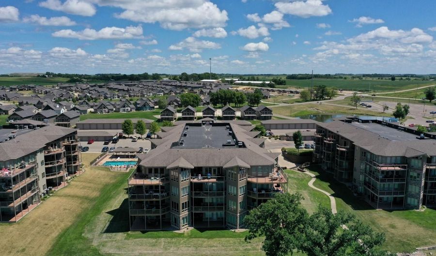 435 240th Avenue 302, Arnolds Park, IA 51331 - 3 Beds, 1 Bath