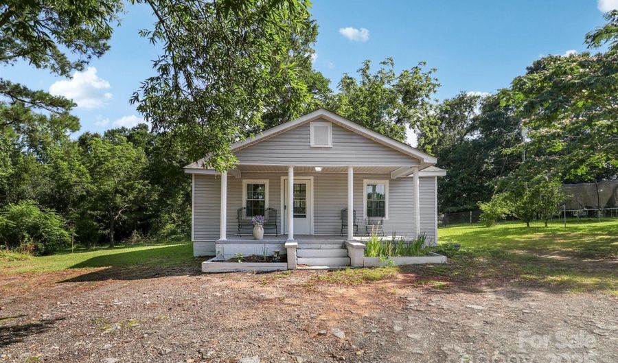 13692 Newberry Rd, Blair, SC 29015 - 3 Beds, 2 Bath