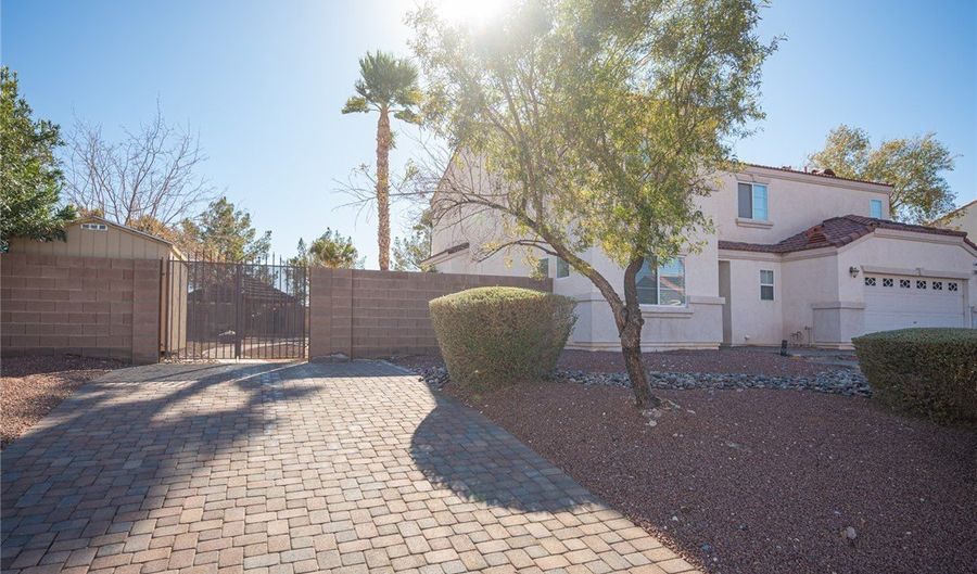 7875 Villa Pintura Ave, Las Vegas, NV 89131 - 3 Beds, 3 Bath